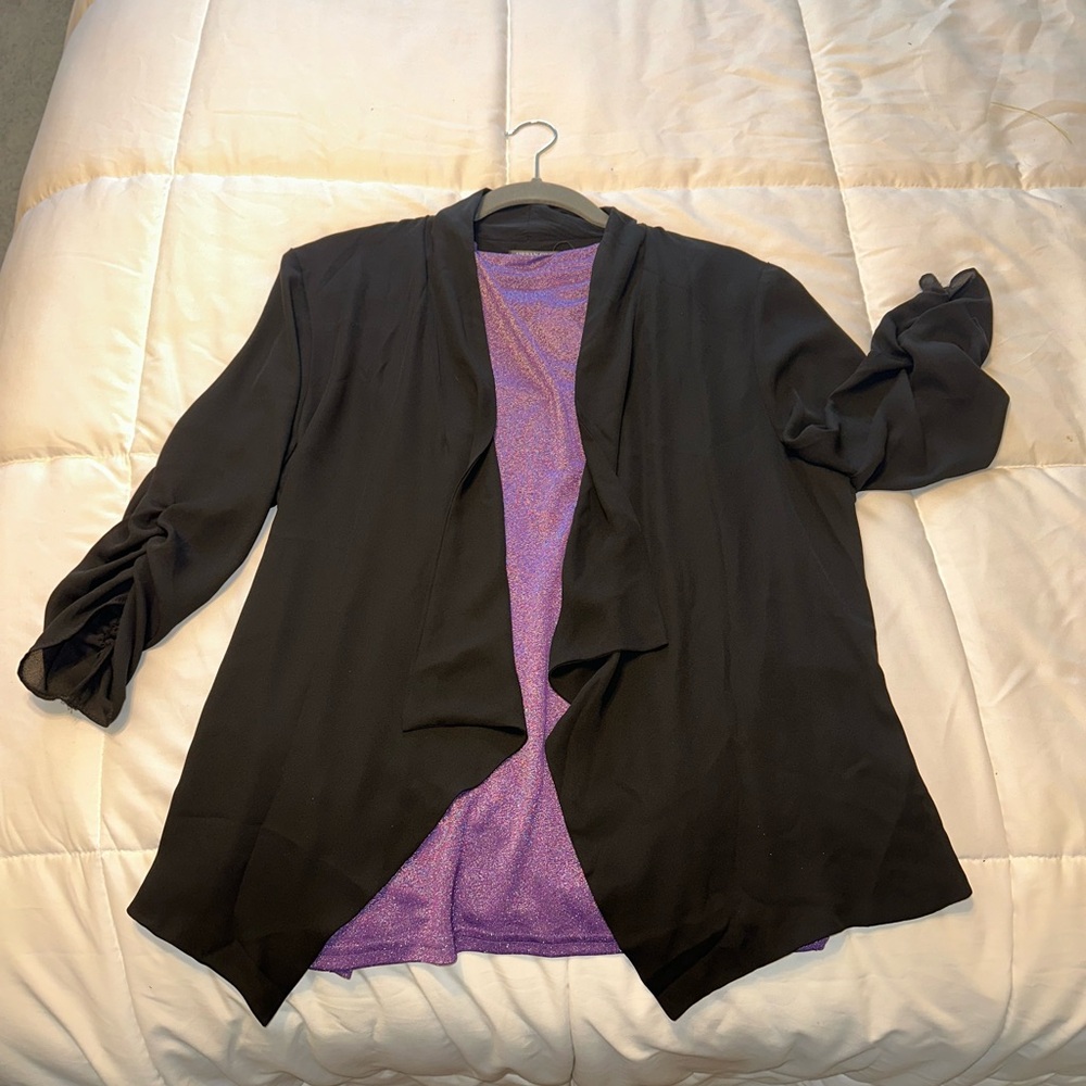 Black open cardigan with 3/4 sleeves (ruching). Size large. NWT.